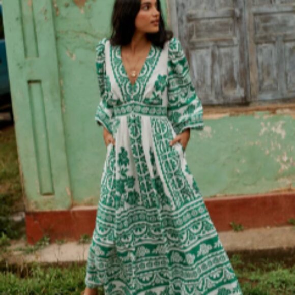Lola Blouson Maxi Dress-Rich Emerald, Ornate Tropics - Picture 1 of 5